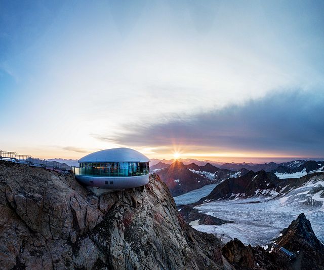 Café 3440 am Gletscher